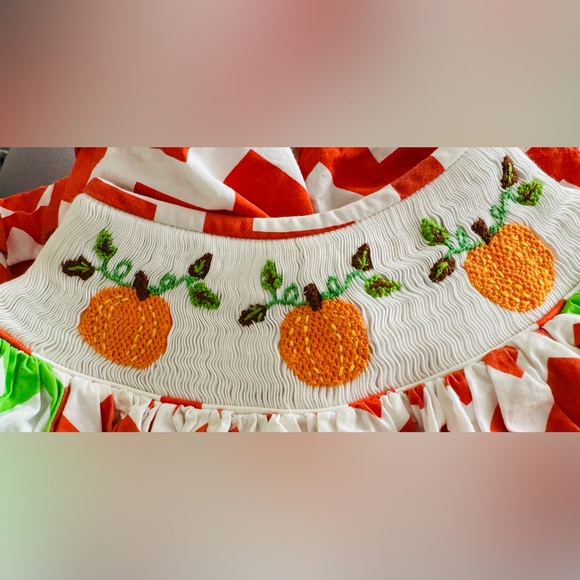 Dibble Dabble Smocked 2 Piece Pumpkin Outfit Size 3 - Picture 5 of 6